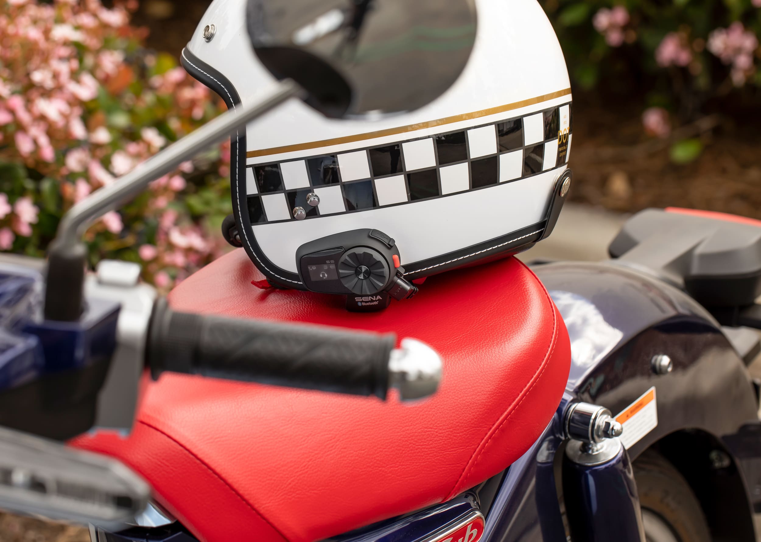 Intercom moto sans fil bluetooth pas cher : kit de 2 micro-casques